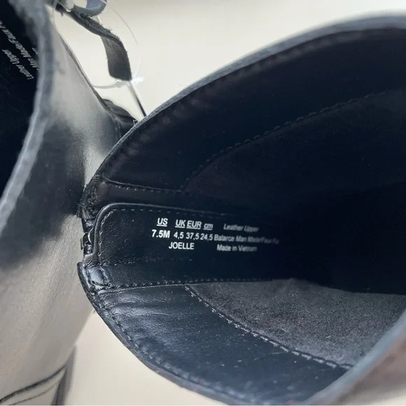 NWT Naturalizer Joelle Waterproof Leather Boots - Picture 4 of 5